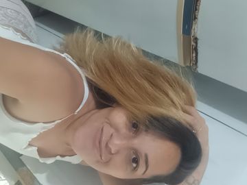 Loira safada q gostosa de rebolar no pau e ser c****** e dar leitinho bem gostoso